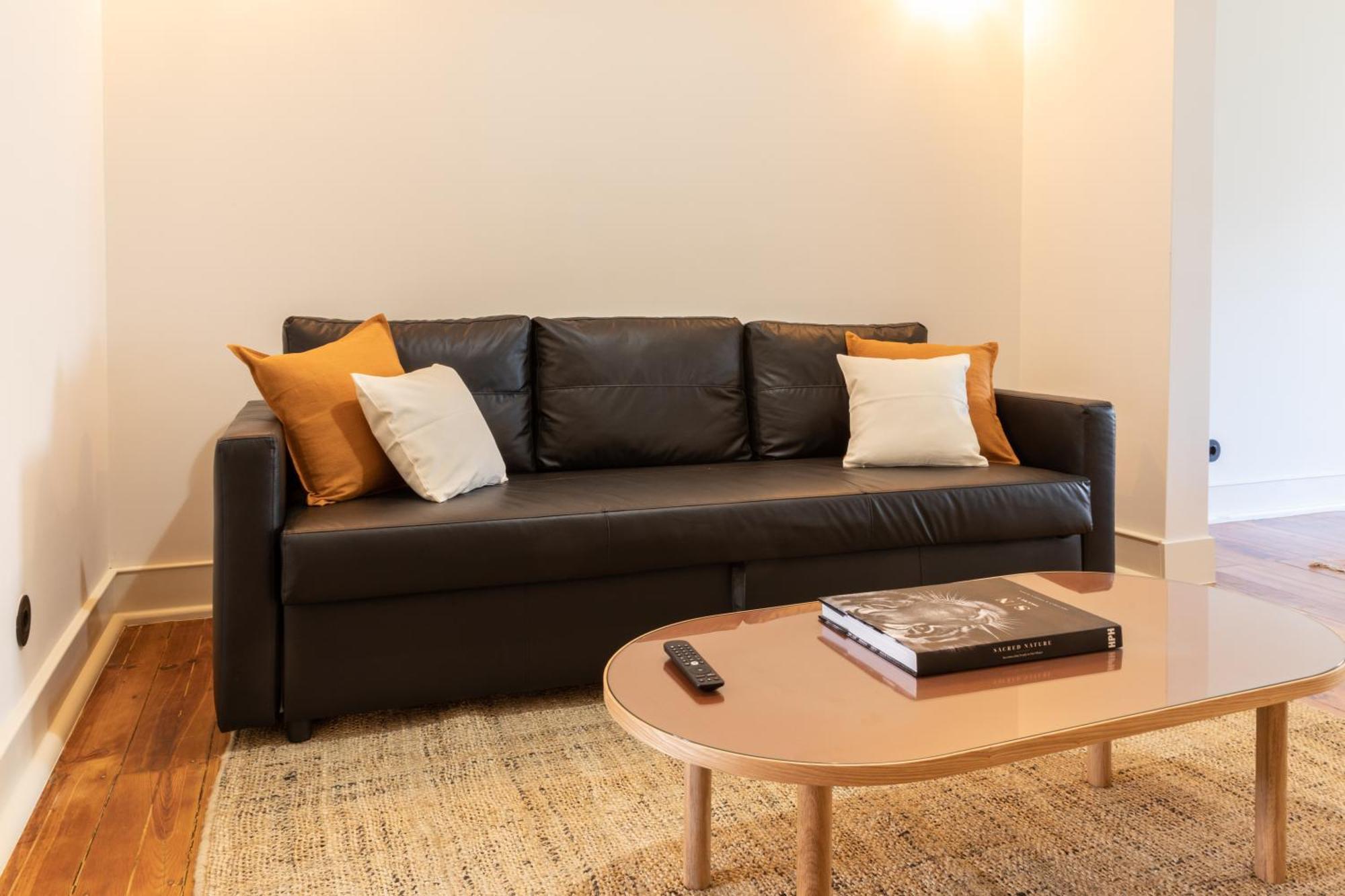 Alvalade 58 - Charming 2 Bedroom Apartment With Ac Near The Airport And City Center ลิสบอน ภายนอก รูปภาพ