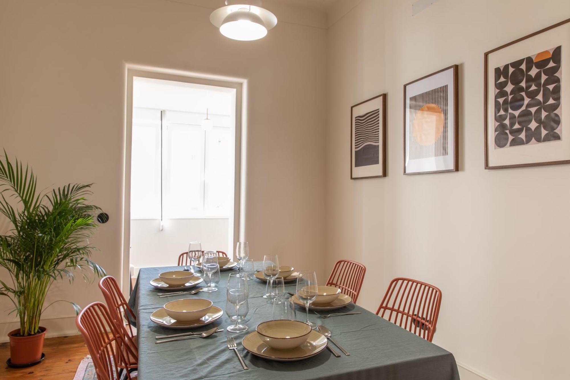 Alvalade 58 - Charming 2 Bedroom Apartment With Ac Near The Airport And City Center ลิสบอน ภายนอก รูปภาพ
