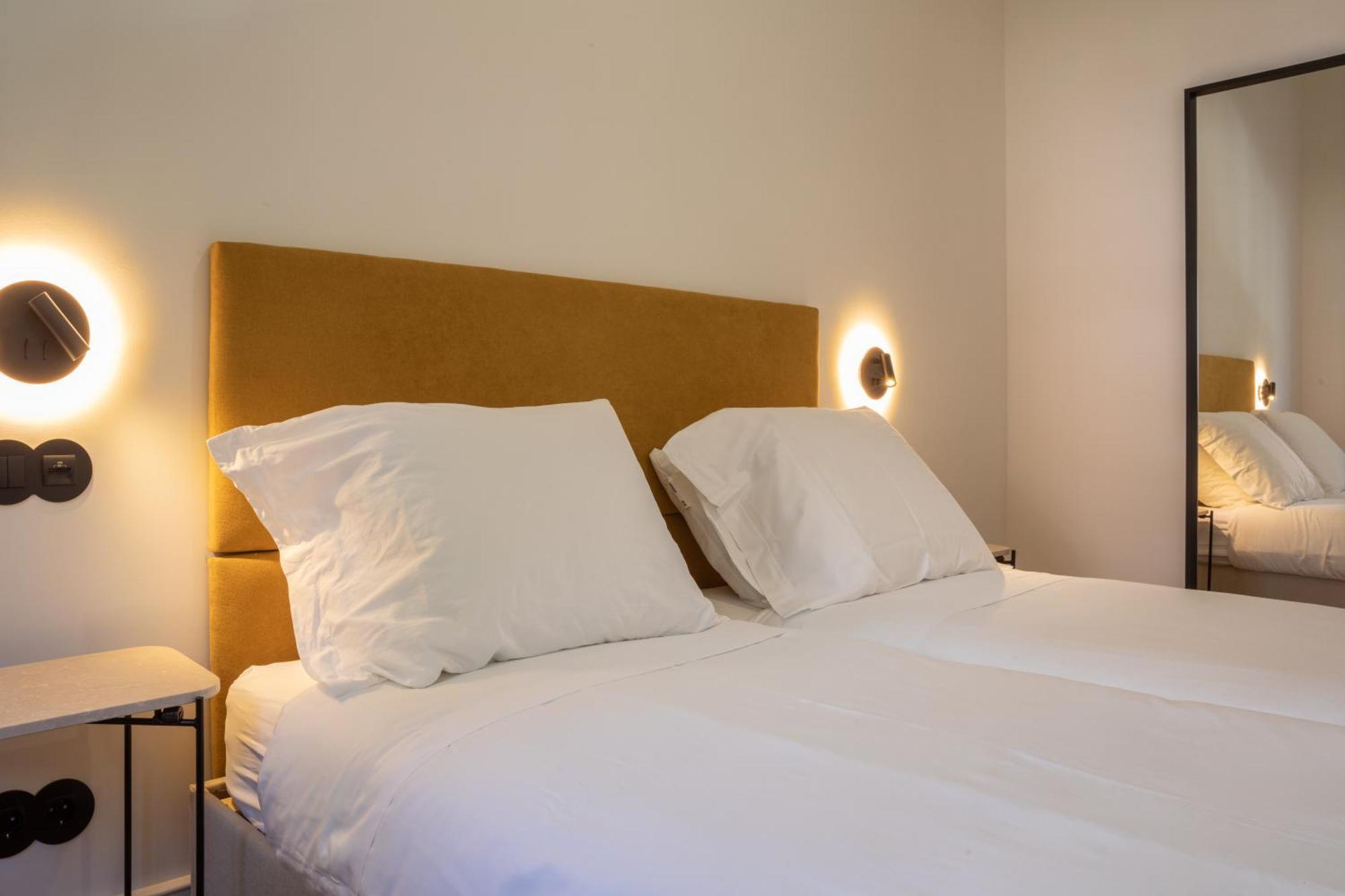 Alvalade 58 - Charming 2 Bedroom Apartment With Ac Near The Airport And City Center ลิสบอน ภายนอก รูปภาพ